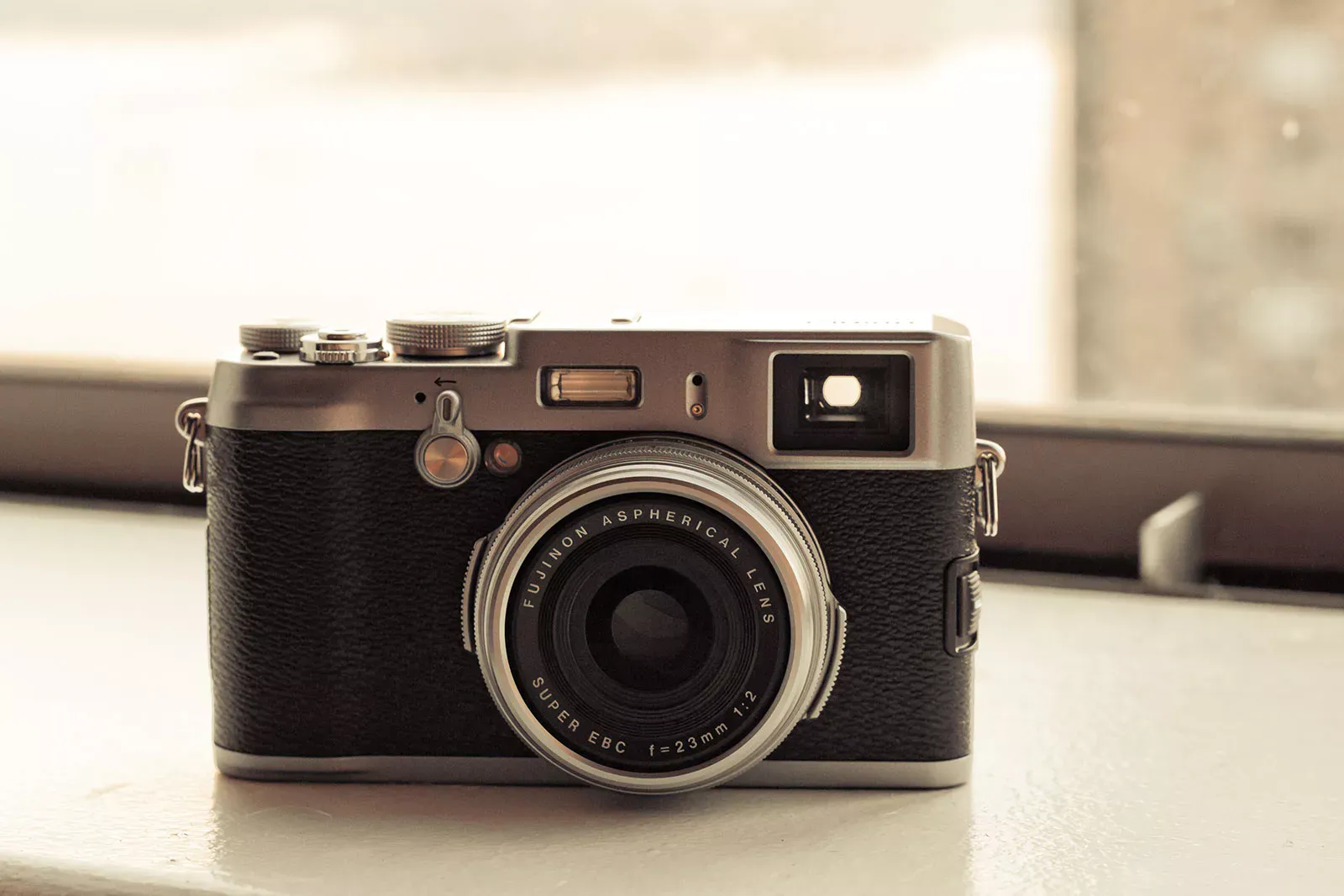 Fujifilm X100